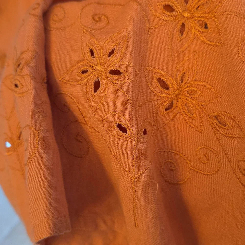 Chic Terracotta Midi Dress - Picture 4 of 5